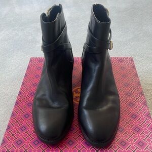 Tory Burch Zip Ankle Boots size 9.5